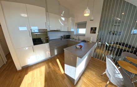 Apartman Adversarium II