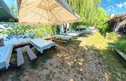 Art centar  Ješkovo