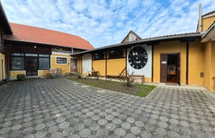 Galerija Ivan Večenaj