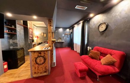 Skitnica apartman Red door